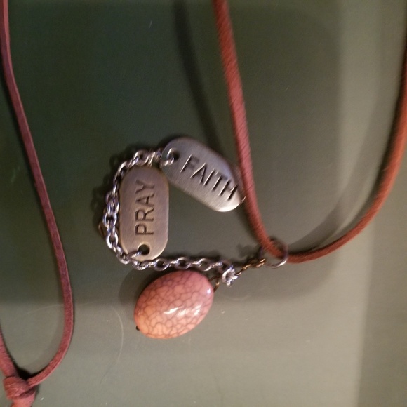 Handmade necklace - Picture 1 of 2